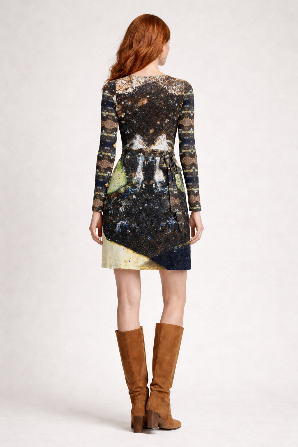 Corrected Gerudo Desert above-the-knee wrap dress back model photo